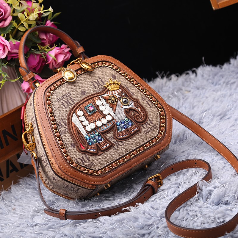 Light luxury brand women's han - огляд і ціна Interior Design Article