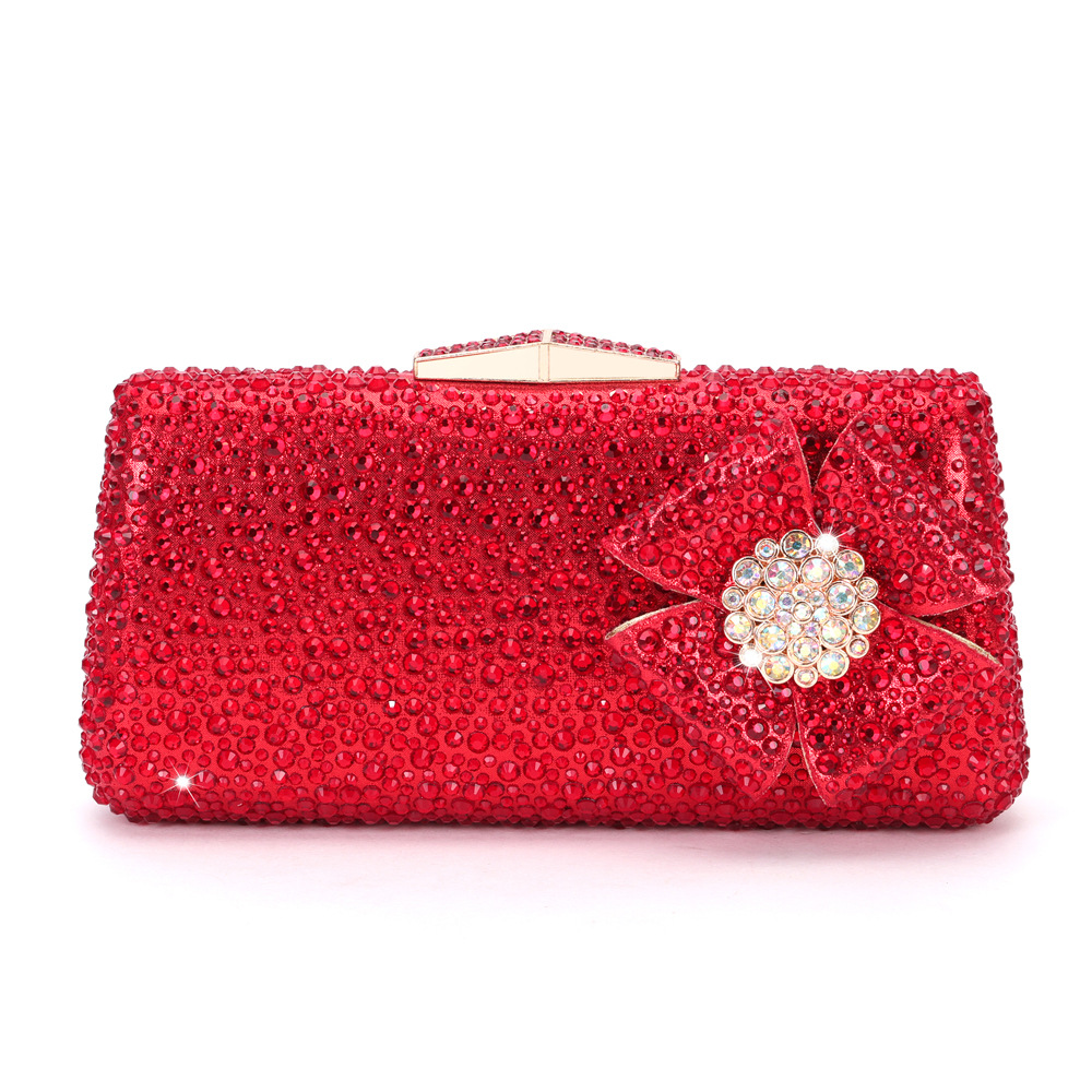 Italian Design Rhinestone Dinn - огляд і ціна Interior Design With Ai