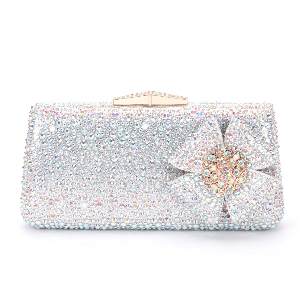 Italian Design Rhinestone Dinn - огляд і ціна Interior Design With Ai